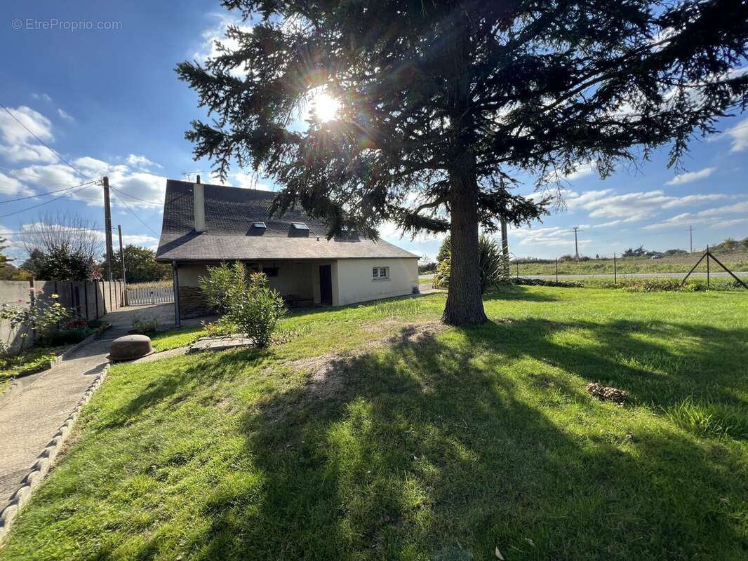 Maison à SAINT-ARMEL