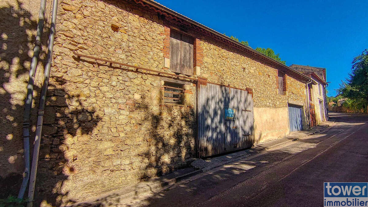 Maison à PUY-L'EVEQUE