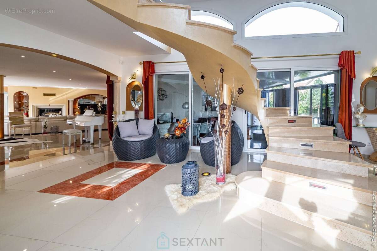 Luxueuse villa contemporaine de 700M² à 30 mn de Fontainebleau - photo 7