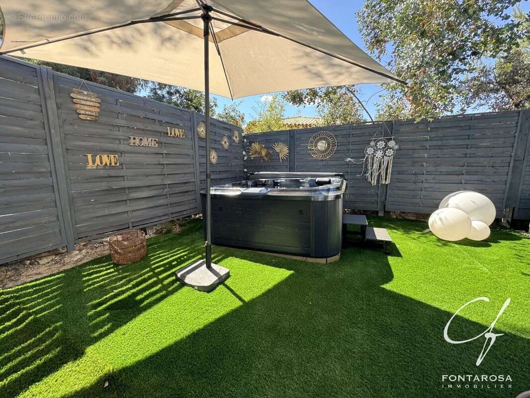 Maison à PUGET-SUR-ARGENS