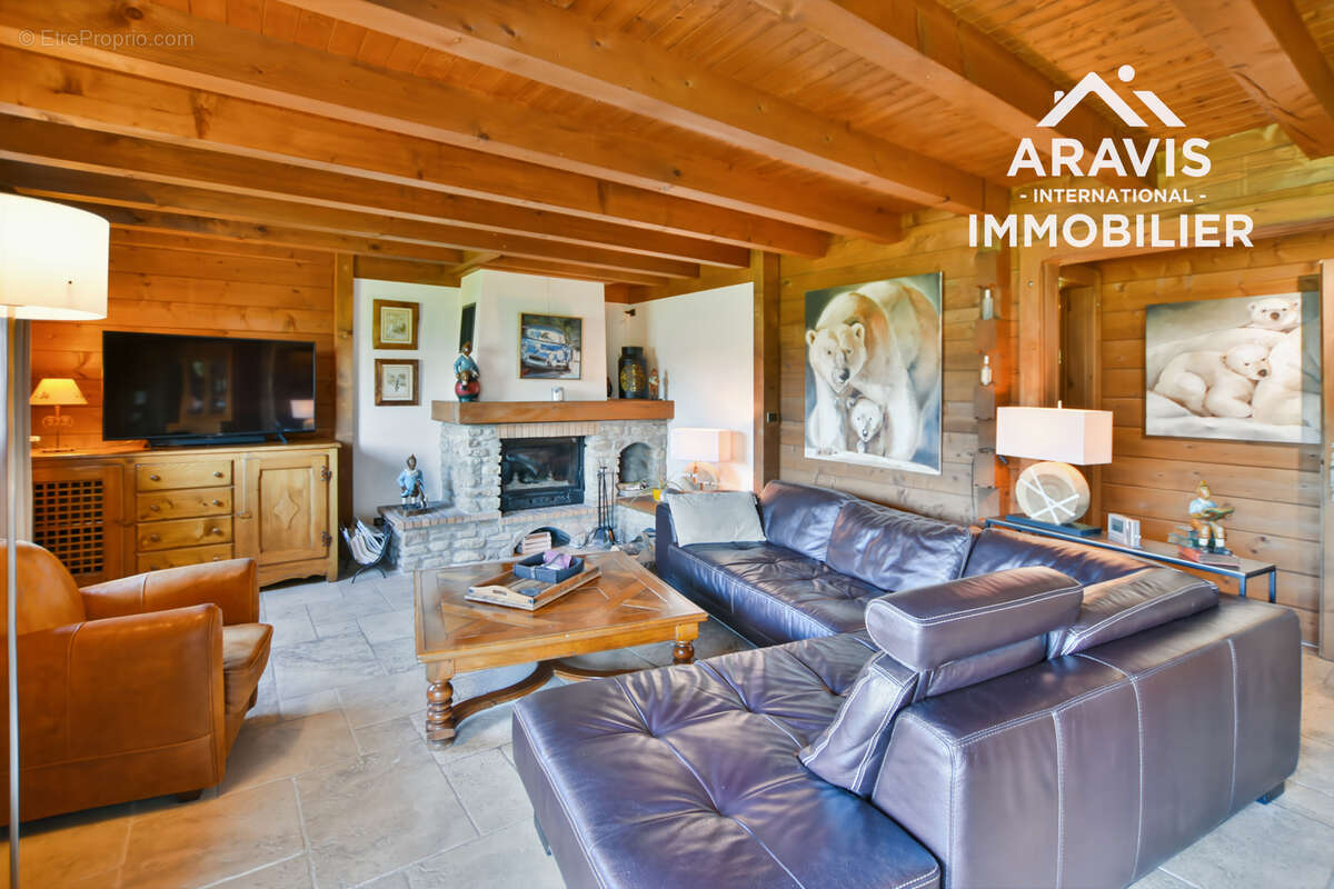 Maison à ARACHES-LA-FRASSE