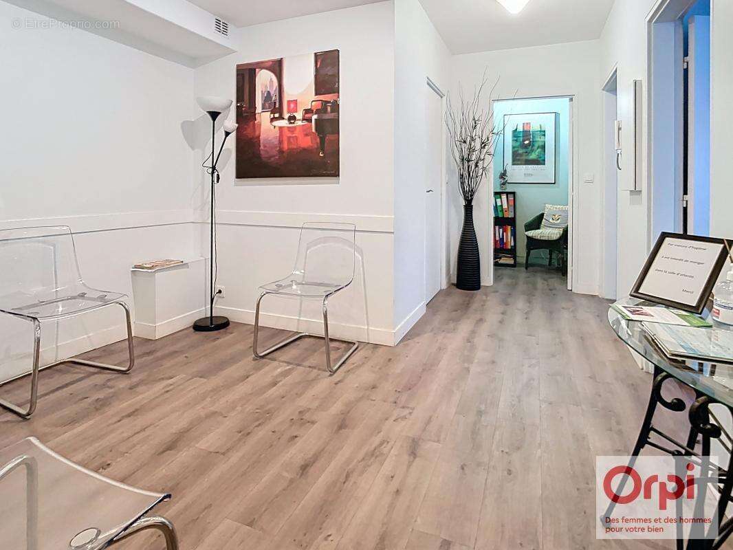 Appartement à ISSY-LES-MOULINEAUX