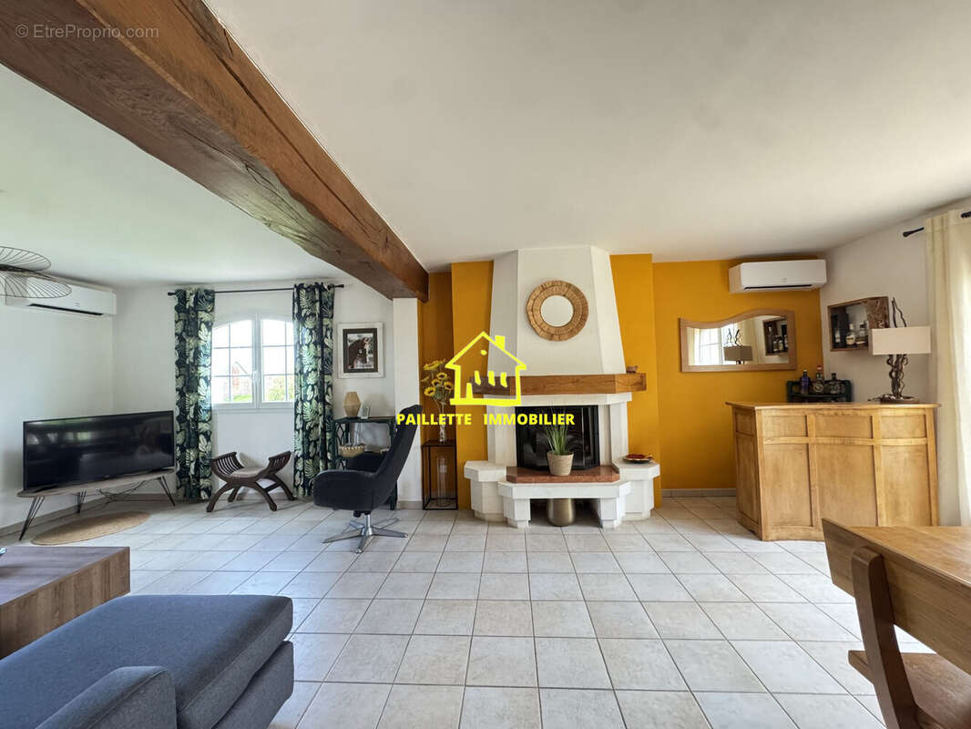 Maison à SAINT-JOUIN-BRUNEVAL