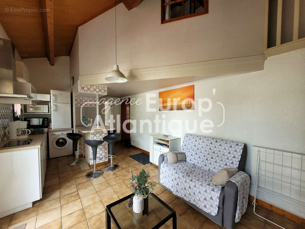Appartement à LES MATHES