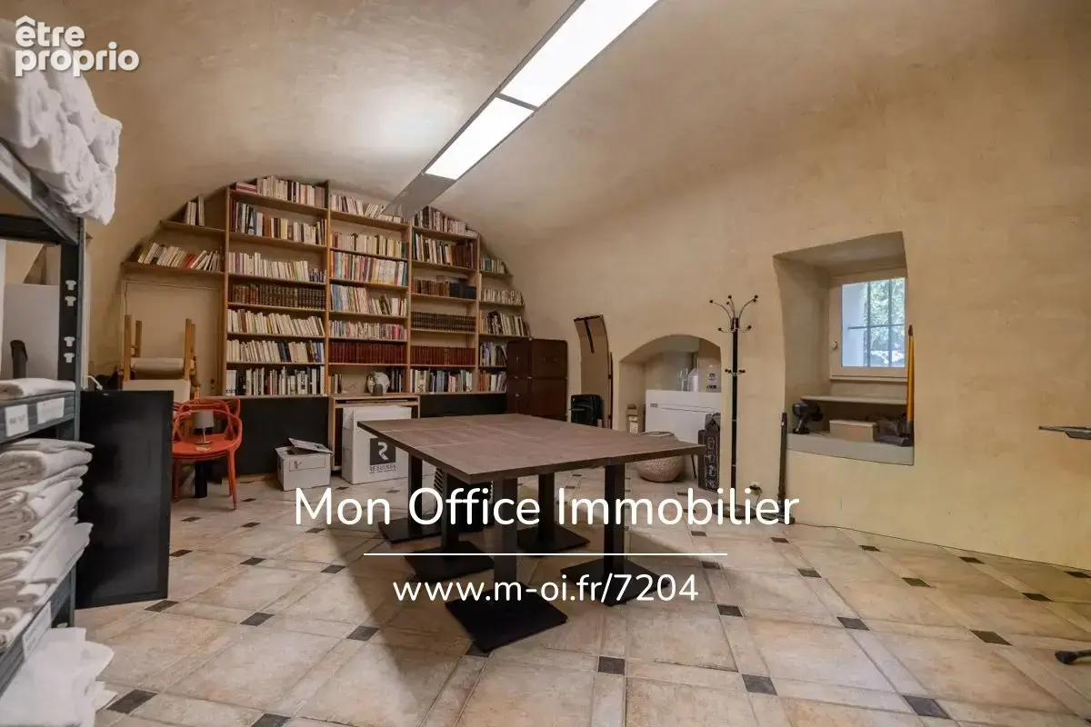 Référence : 7204-VCL - Bâtisse 17ème avec deux bastides, 5 appartements - Parc sur 1 hectare - 13 100 AIX EN PROVENCE - photo 32