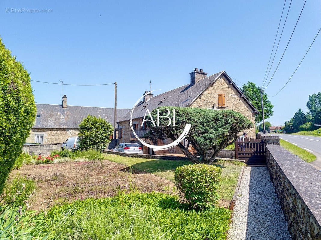 Maison 110 m² à Haleine  - photo 4