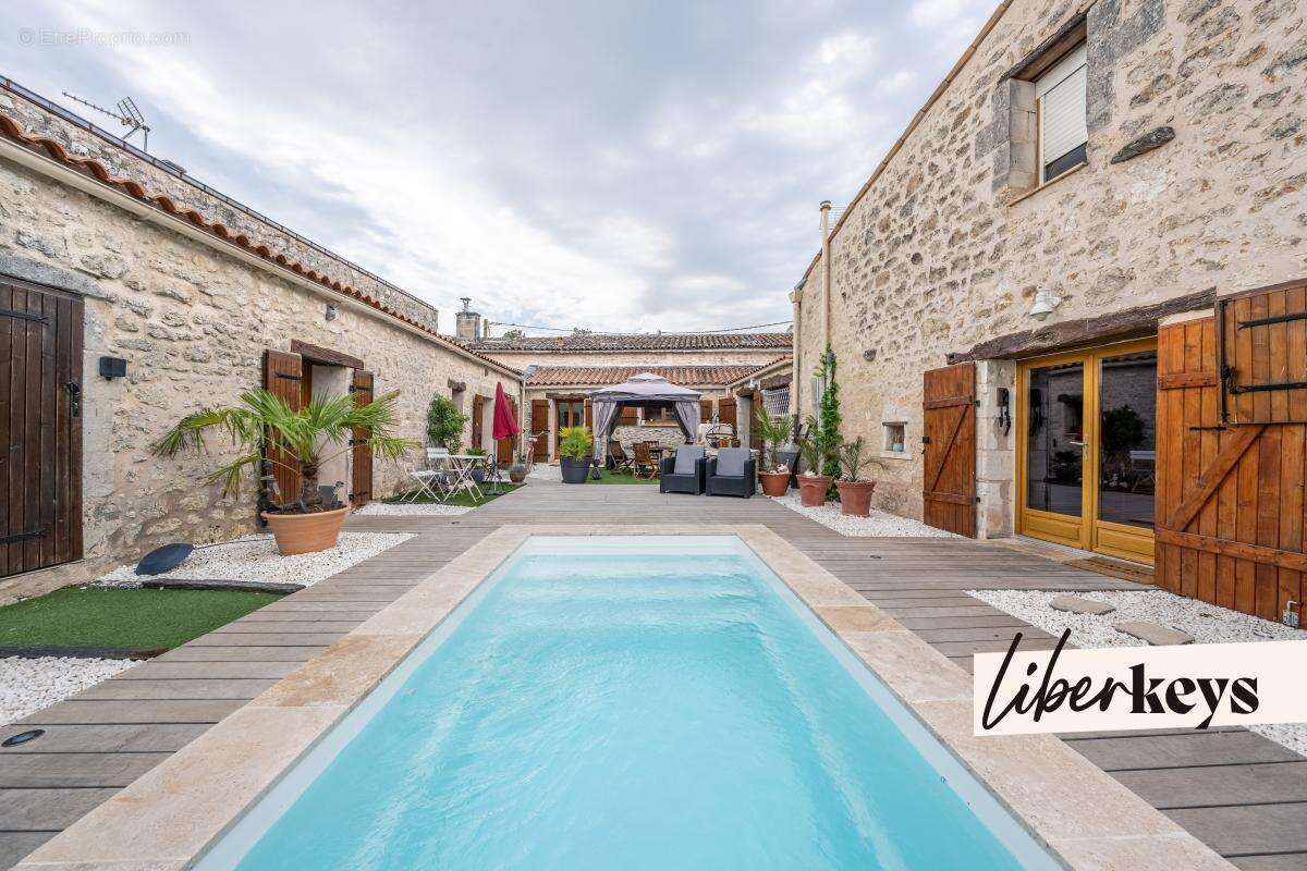 Maison à SABLONCEAUX