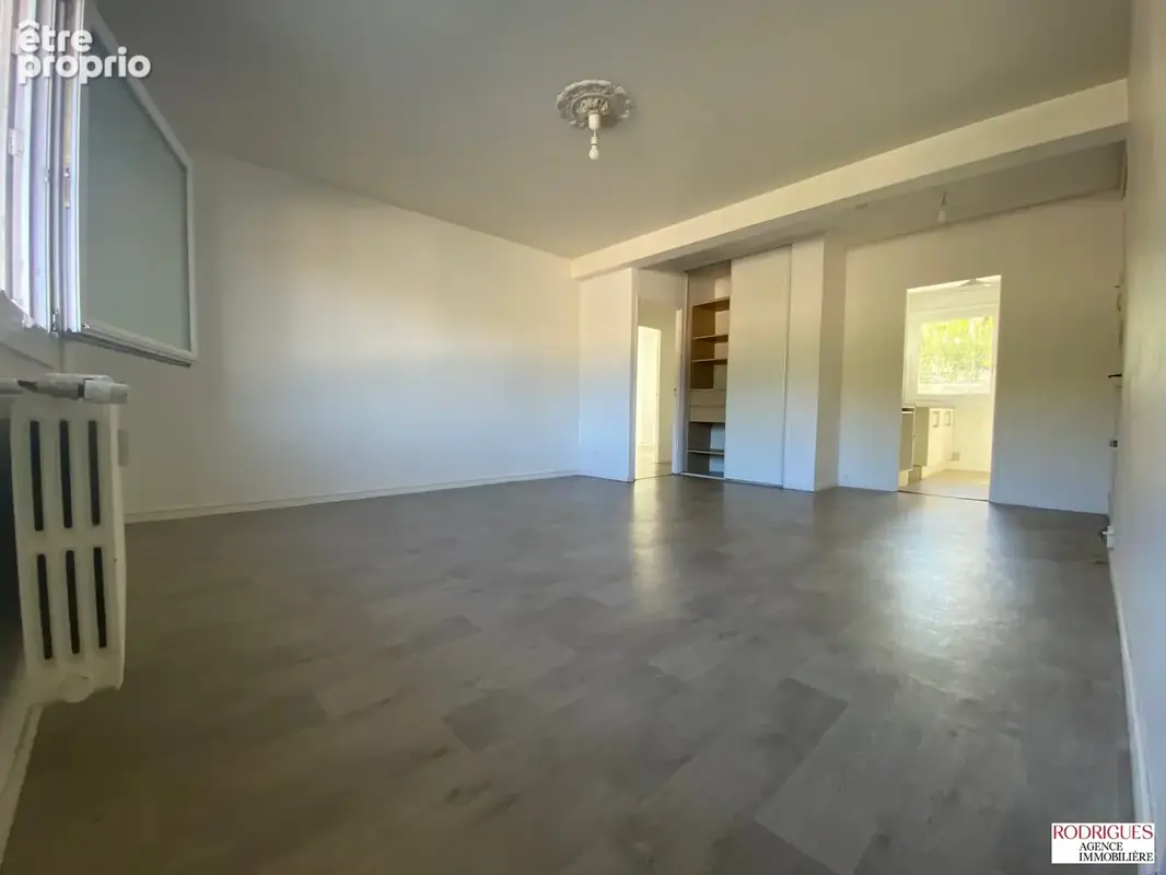 Appartement 68 m² à Poitiers  - photo 2