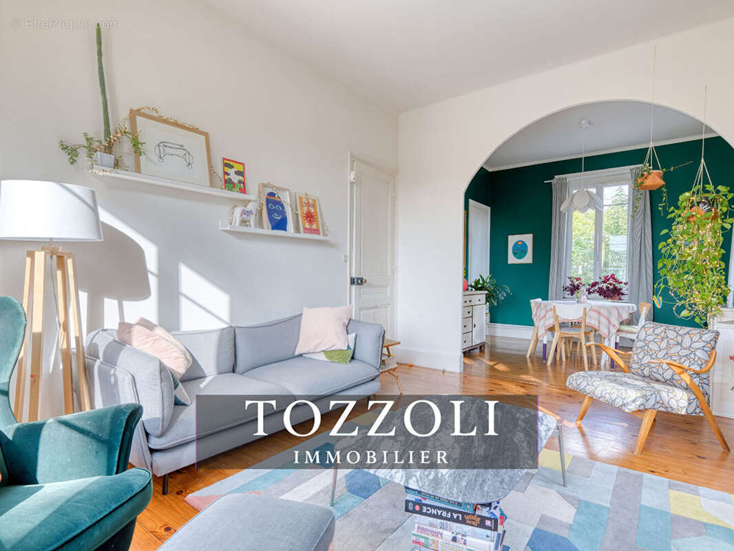 Maison à SAINT-QUENTIN-FALLAVIER