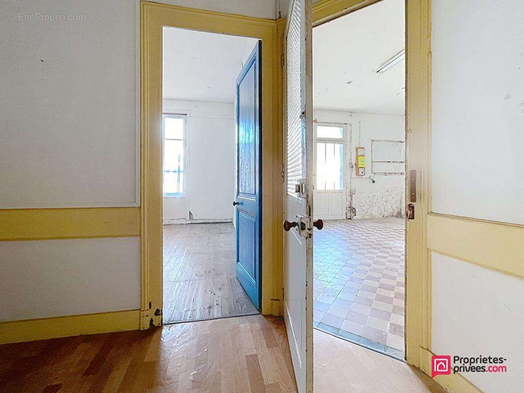 La Rochelle Fétilly - Votre bureau ou Local Professionnel - Échoppe de 50 m² à aménager - photo 9