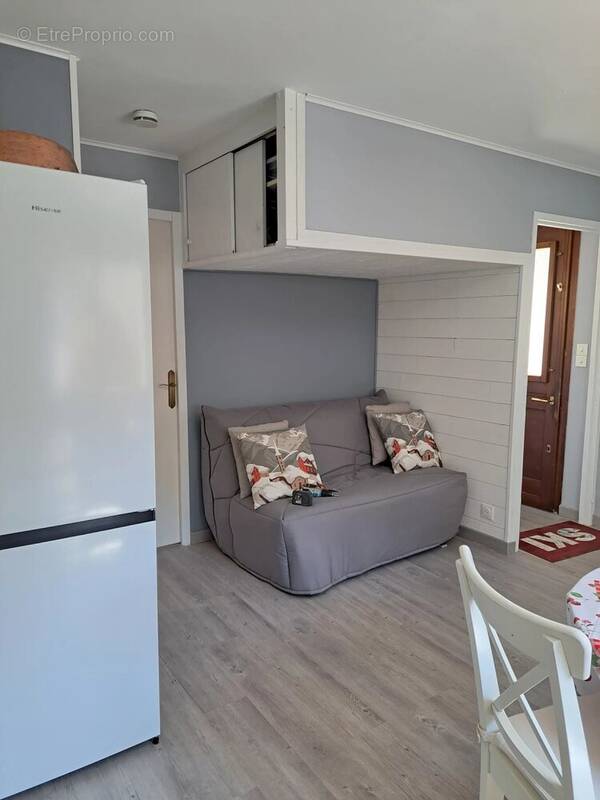 Nouveau prix – À découvrir sans tarder : charmant appartement entièrement rénové à Brides-les-Bains (35 m²) - photo 6