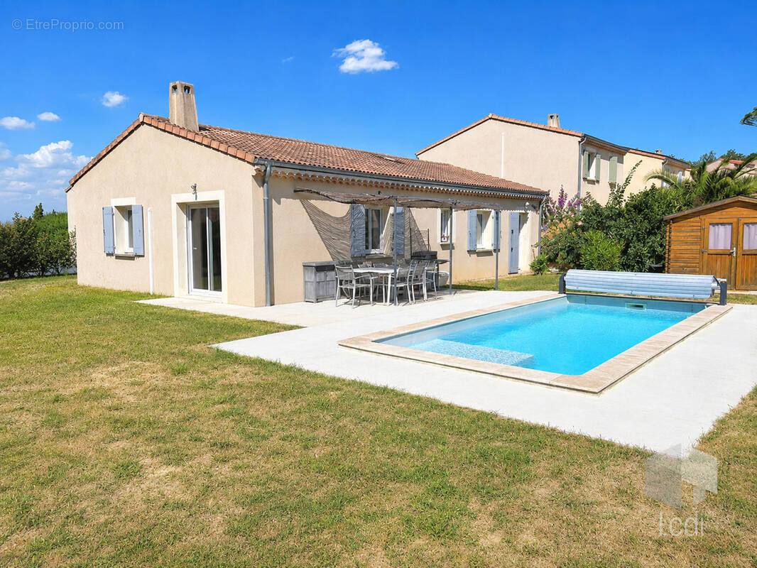 Maison à MALATAVERNE