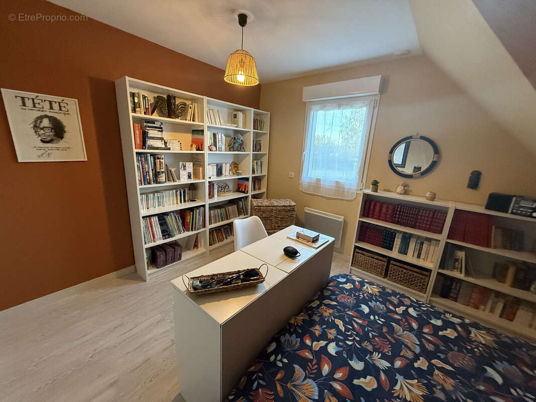 Maison à FONTENAI-LES-LOUVETS