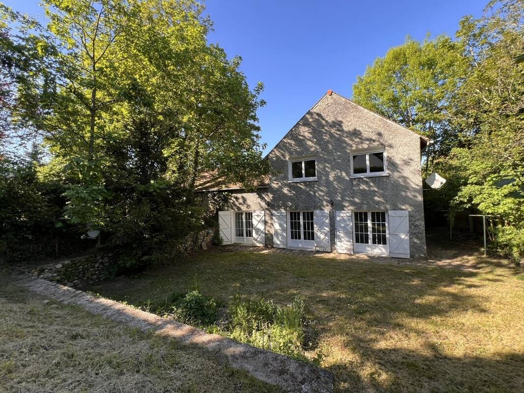 Maison à SAINT-CHERON