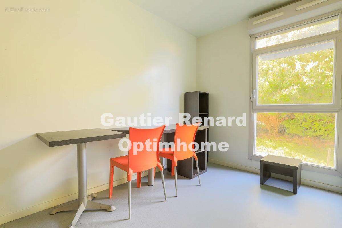 Studio 20 m² – Résidence Services Étudiants – LMNP – Loyer Garanti – Résidence City Études – Valenciennes - photo 3