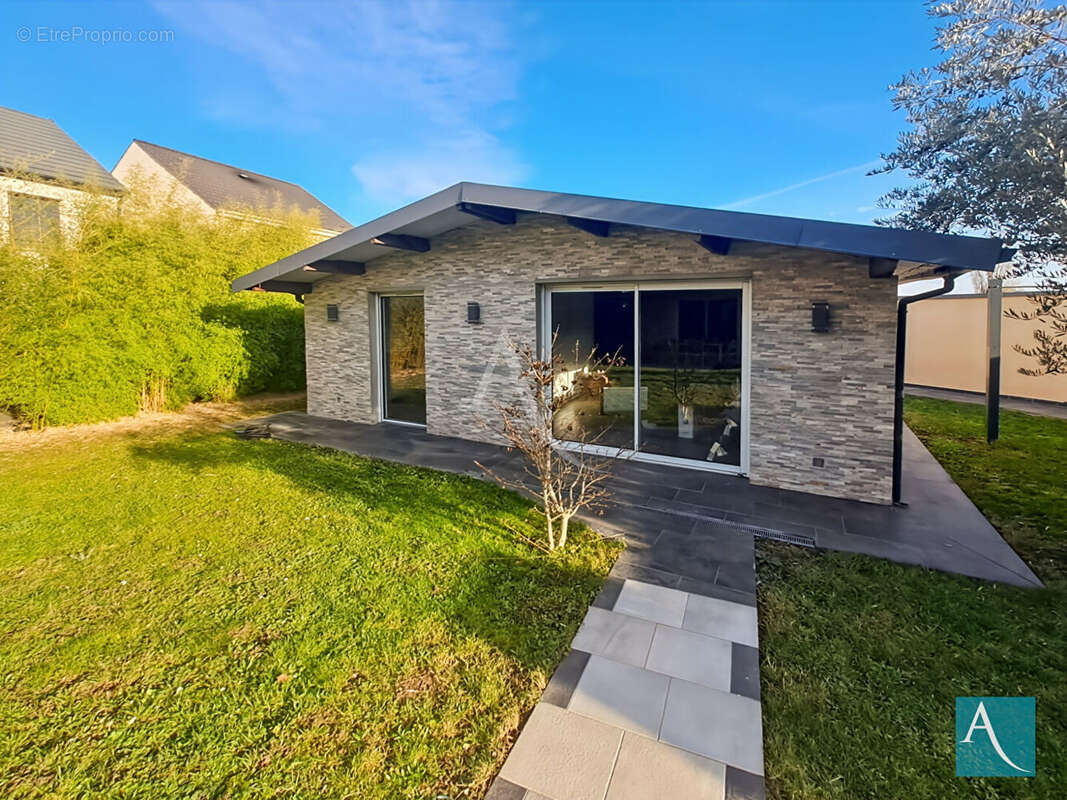 Maison de Haut Standing à Ollainville 7 pièces avec 5 chambres, 152 m² + Dépendance de 19 m² - photo 16