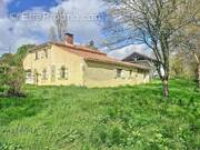 Maison à VIC-FEZENSAC