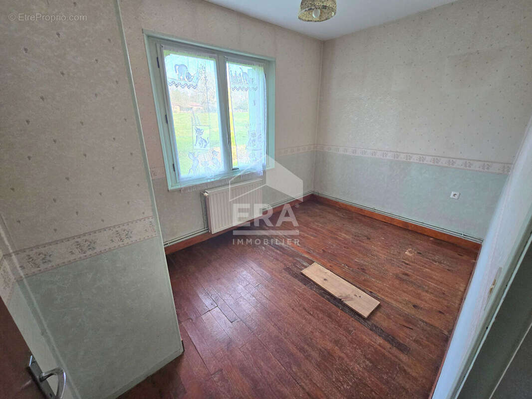 Maison à MONTPON-MENESTEROL