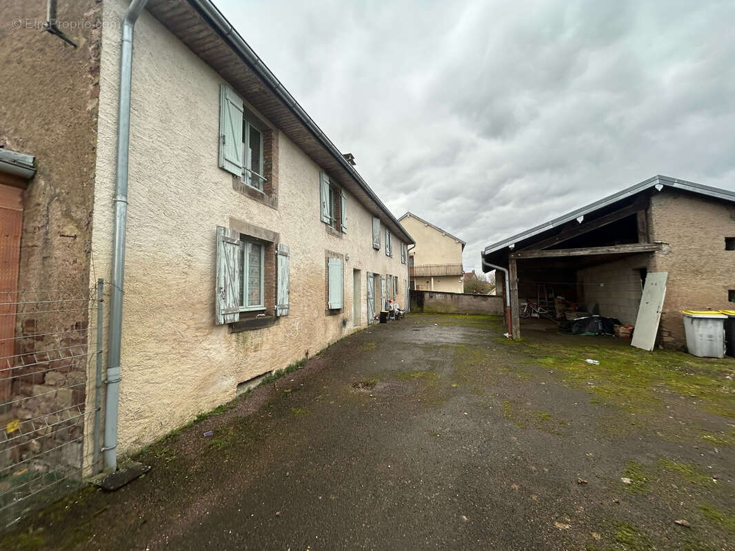 Appartement à LUXEUIL-LES-BAINS