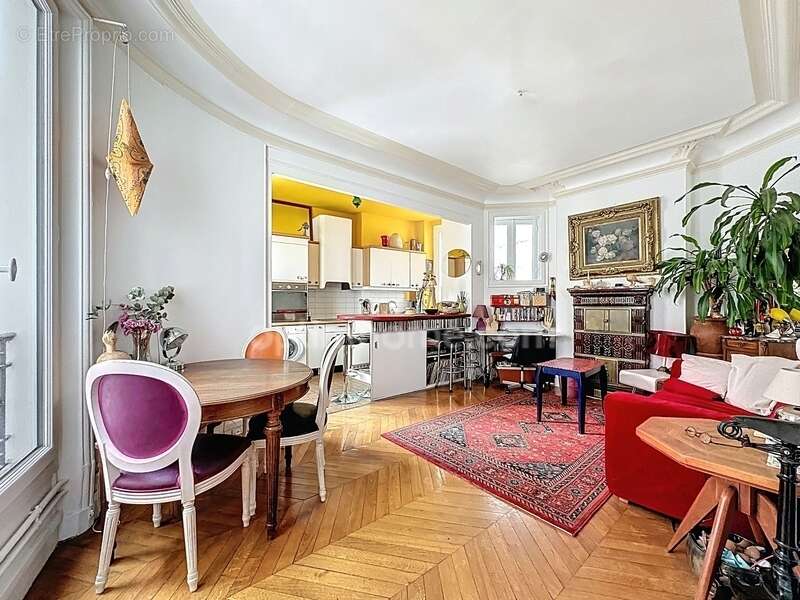 Appartement à PARIS-2E