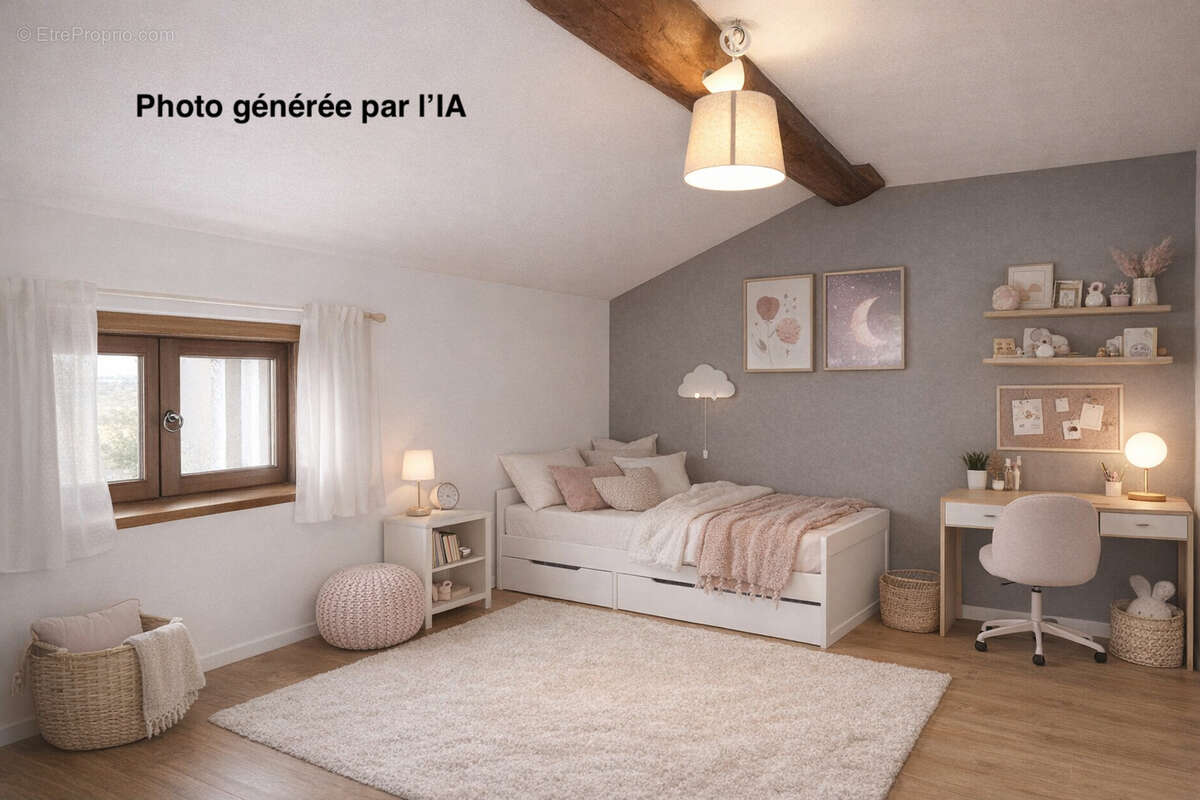 Maison à PERONNAS