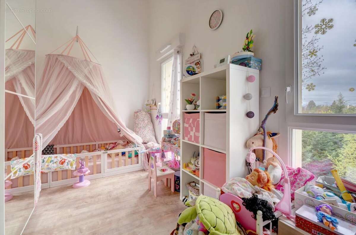 Appartement à CRAPONNE