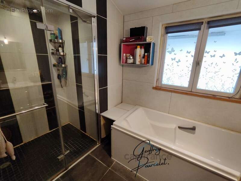 Maison à GROFFLIERS