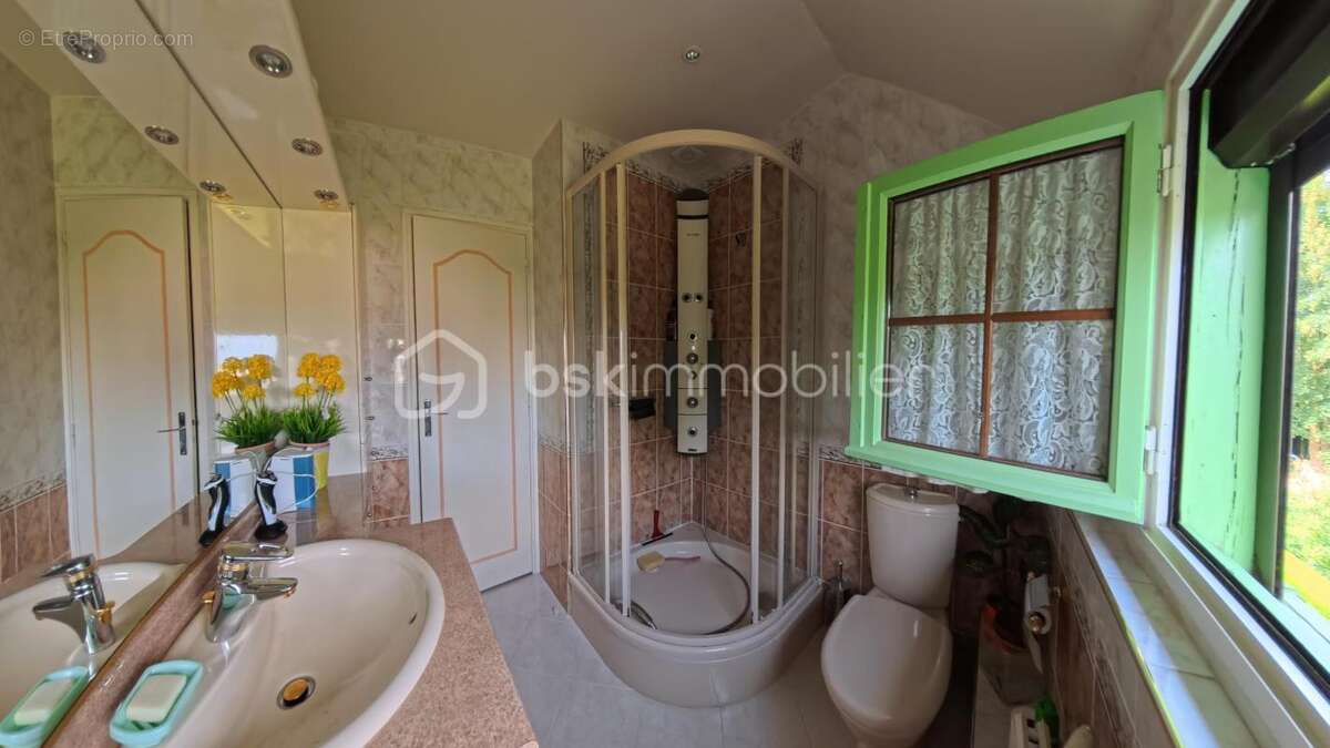 Maison à LE NEUBOURG