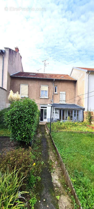 Appartement à JARNY