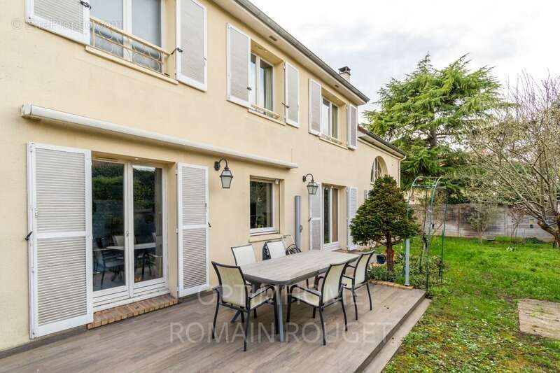 Maison à CROISSY-SUR-SEINE