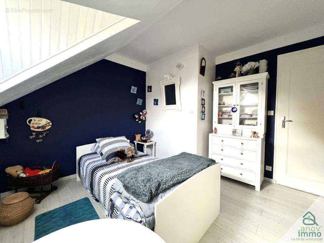 Maison à SAINT-JULIEN-L&#039;ARS