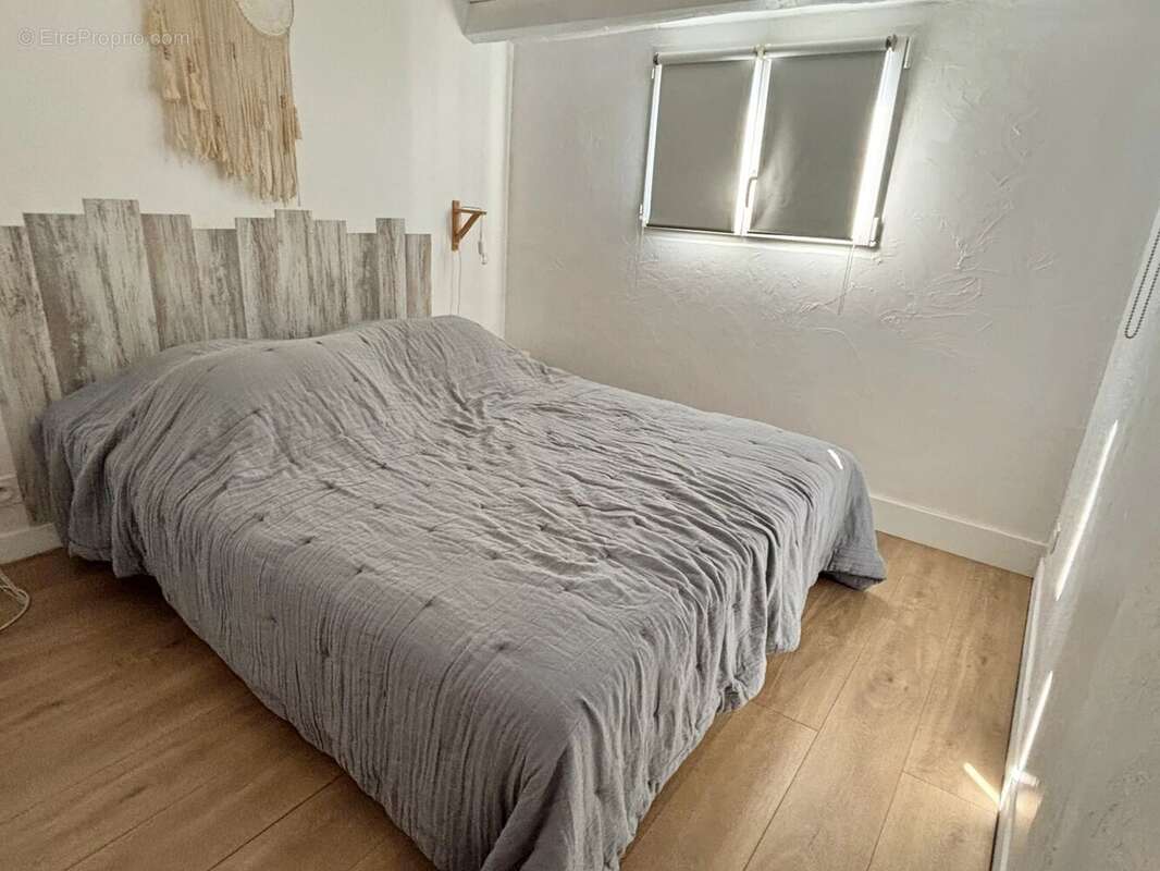 Maison à ROQUEBRUNE-SUR-ARGENS