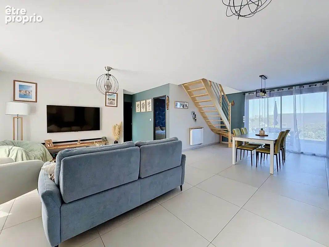 INDRE ET LOIRE, MONNAIE 10 KMS DE Tours, maison de 120 m2 avec jardin, 3 chambres et bureau - photo 3