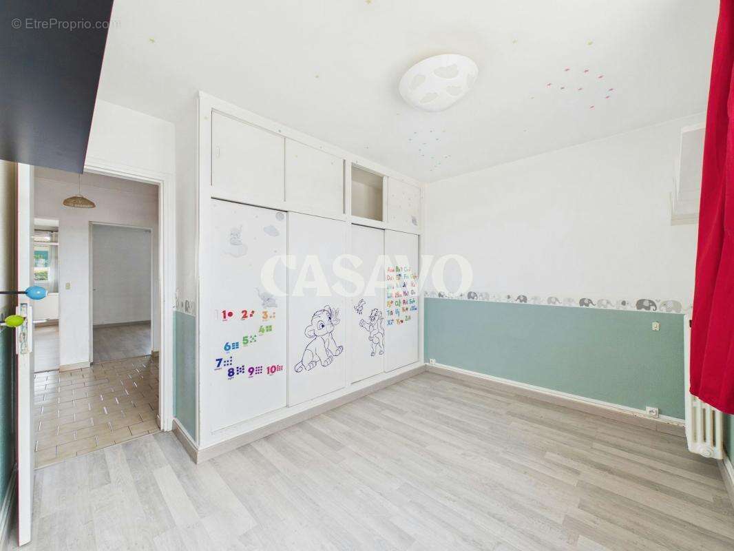 Vente Appartement 4 pièces de 80m² - 95120 Ermont - photo 8