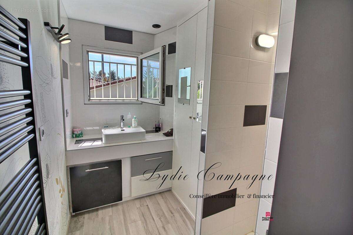 Maison à SAINT-GALMIER