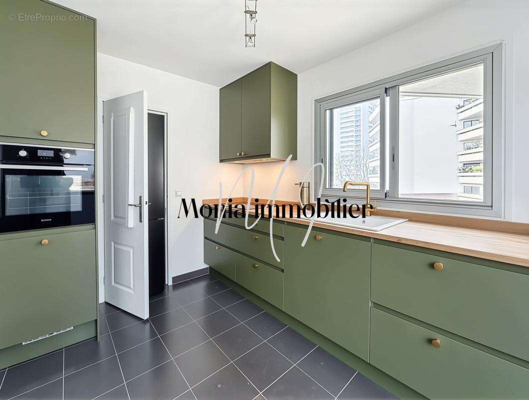 Appartement à ROSNY-SOUS-BOIS