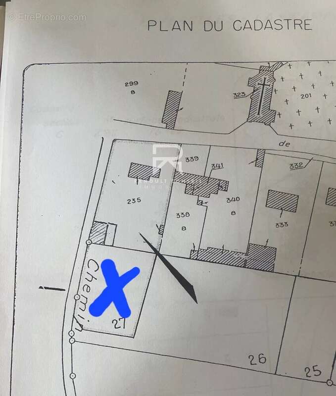 Terrain à FAVEROLLES-LA-CAMPAGNE