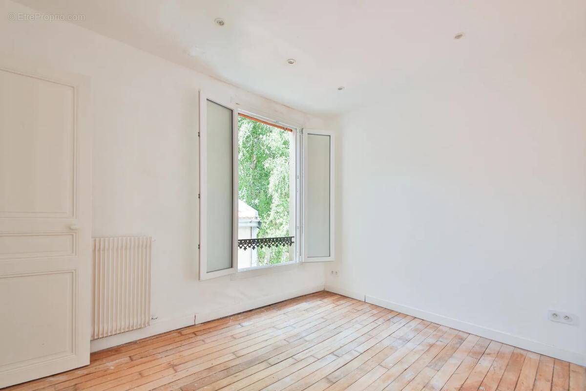 Appartement à MONTROUGE