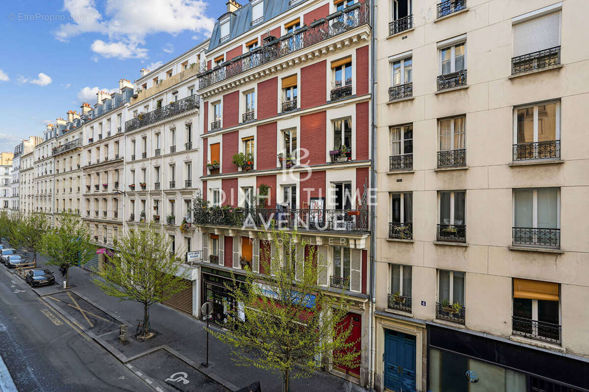 Appartement à PARIS-18E