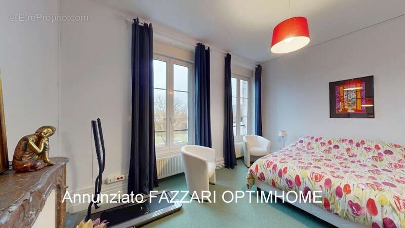 À Vendre en exclusivité à Dun sur meuse, Grande Maison de Maître avec Revenus Locatifs, proche Belgique et Luxembourg ! 244 m² h - photo 11
