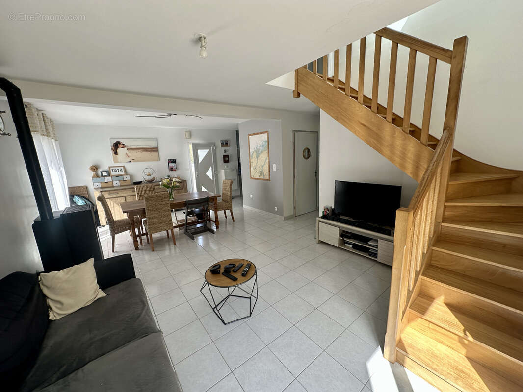 Maison à PLOUGRESCANT