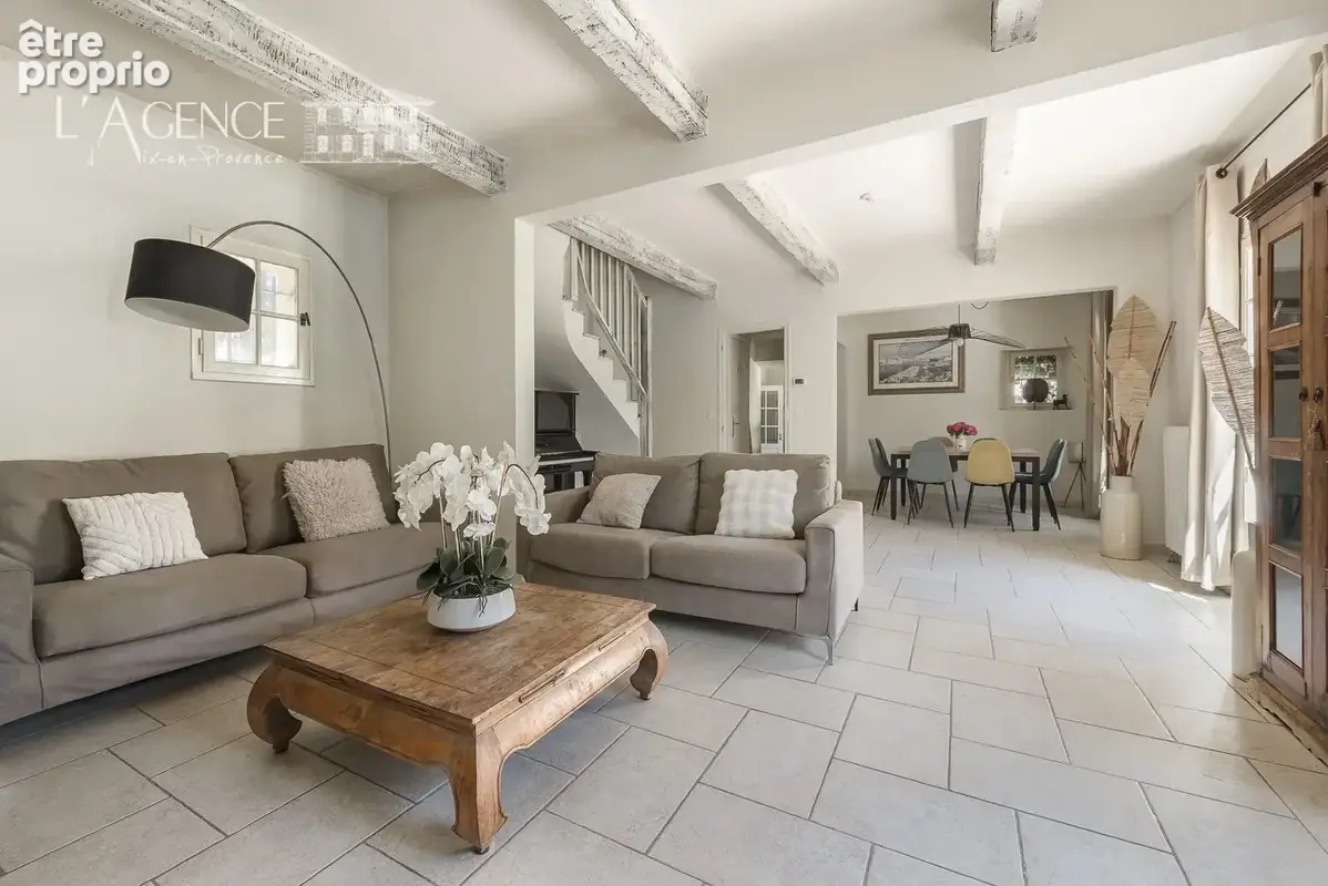 Maison 5 pièces 143 m² à vendre à Aix-En-Provence (13100) - photo 5