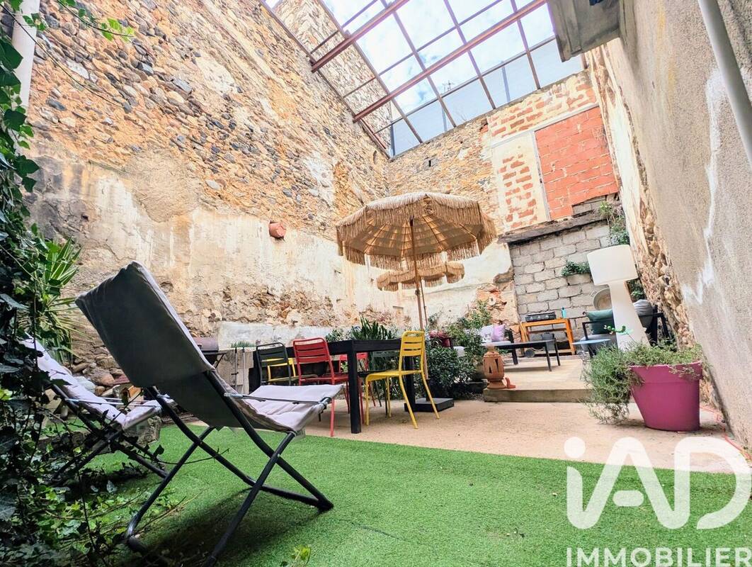 Photo 1 - Maison à ESTAGEL