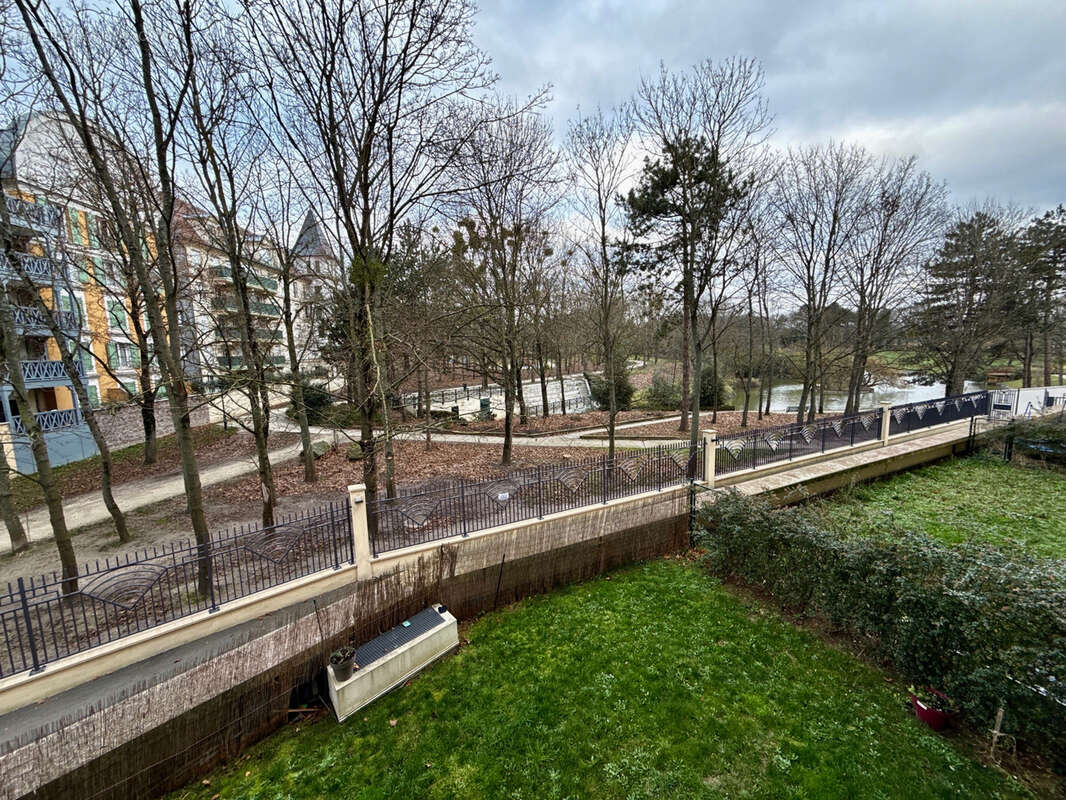 Appartement à LE BLANC-MESNIL