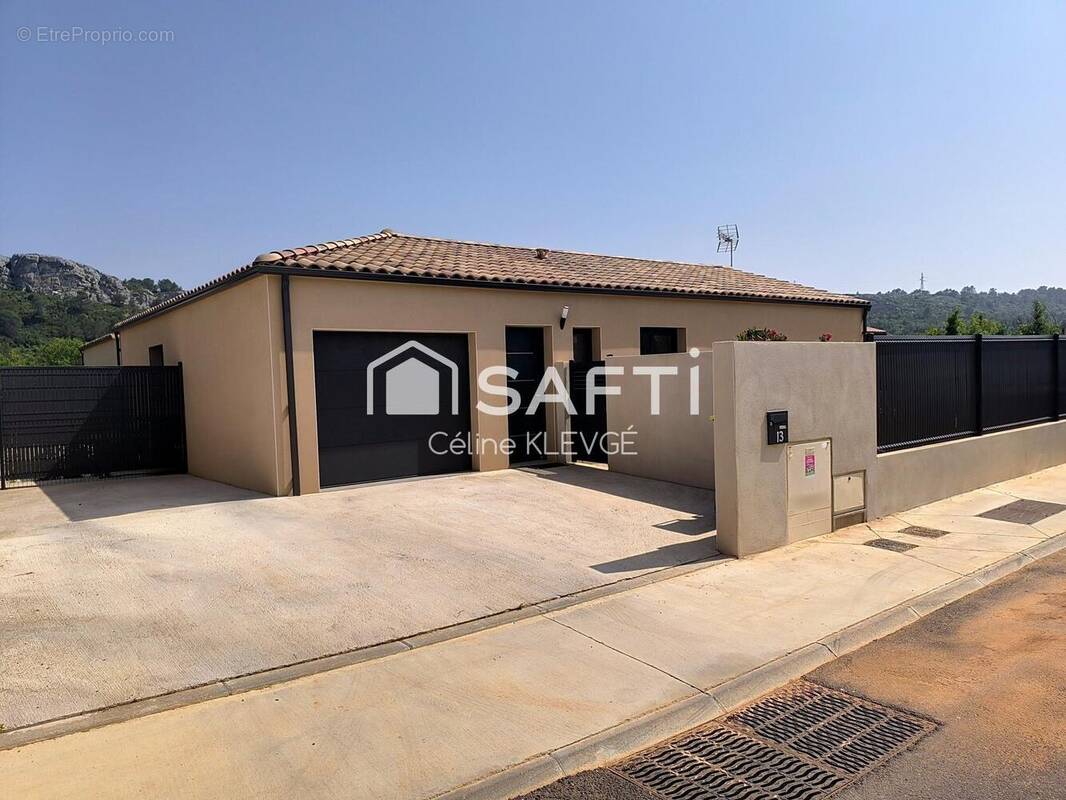 Photo 1 - Maison à CAZEDARNES