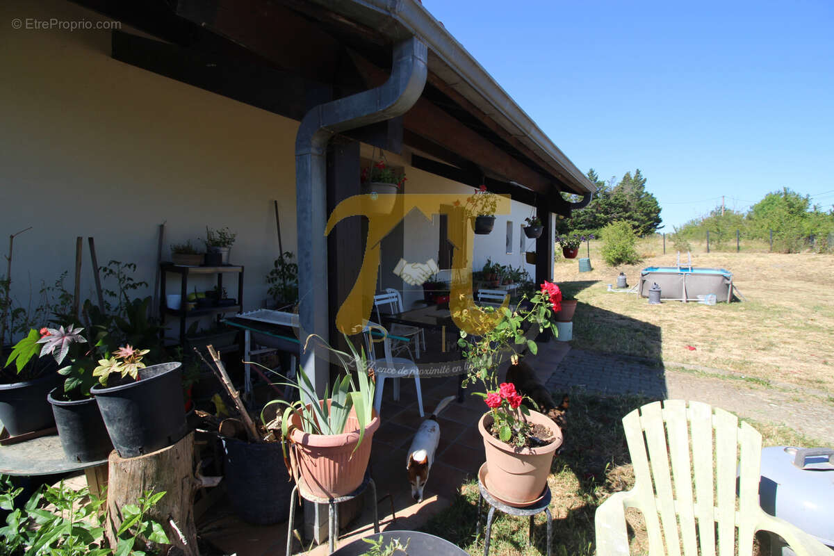 Grande maison familiale proposant 2 logements. - photo 15
