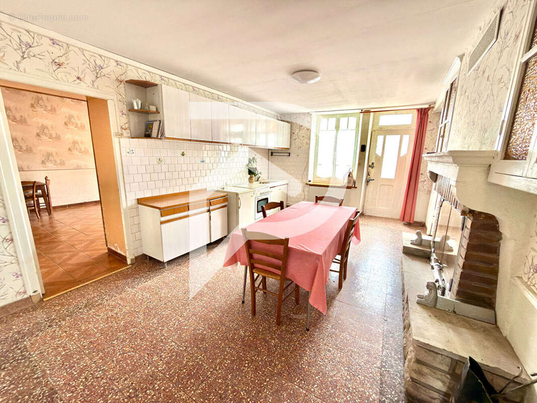 Maison Rochetaillée  8 pièce(s) - photo 4