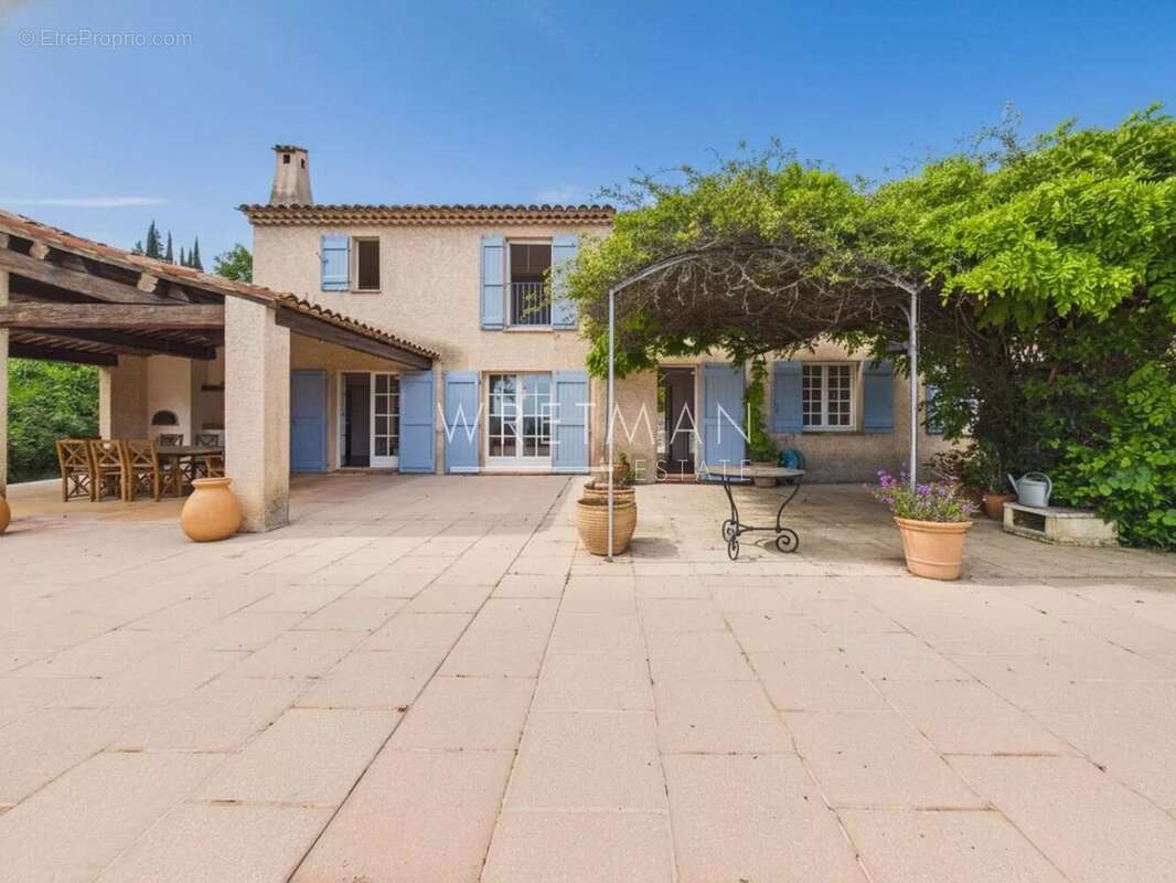 Maison à FAYENCE