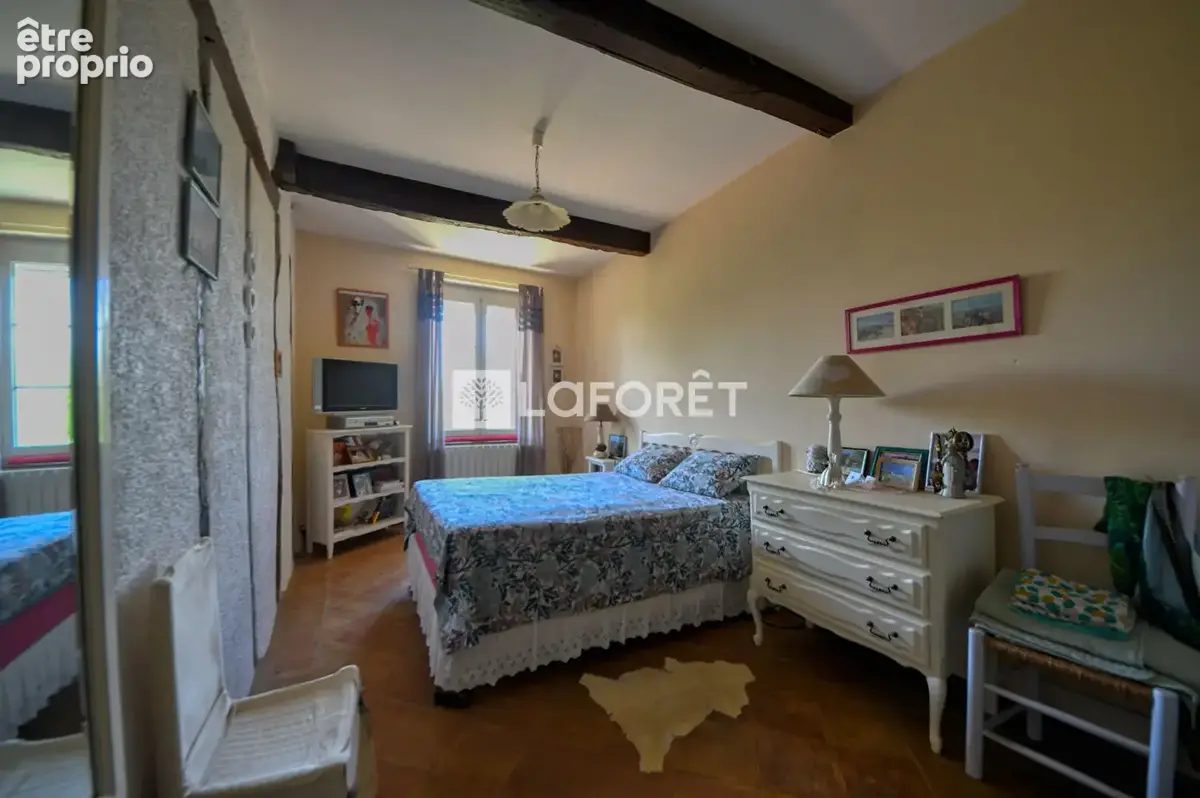 Belle propriété de caractère avec piscine et jardin paysagé à vendre 2 min de Lisle-sur-Tarn - photo 9