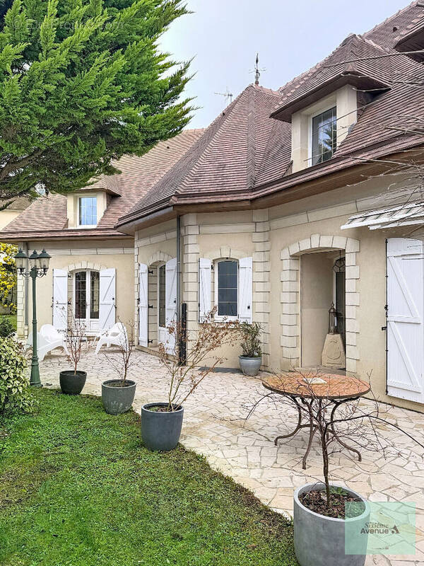 Maison à OUISTREHAM